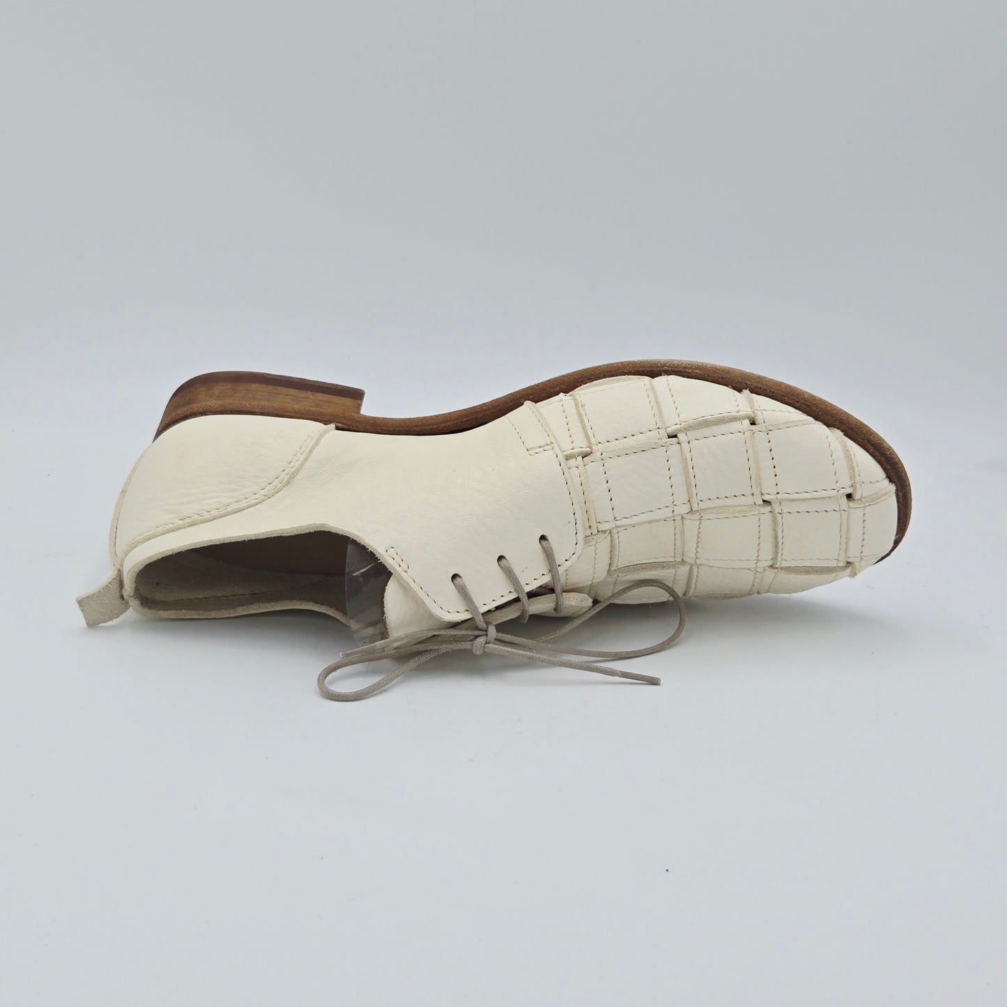 MOMA 39409A VINTAGE Scarpe Classiche Donna pelle bianco